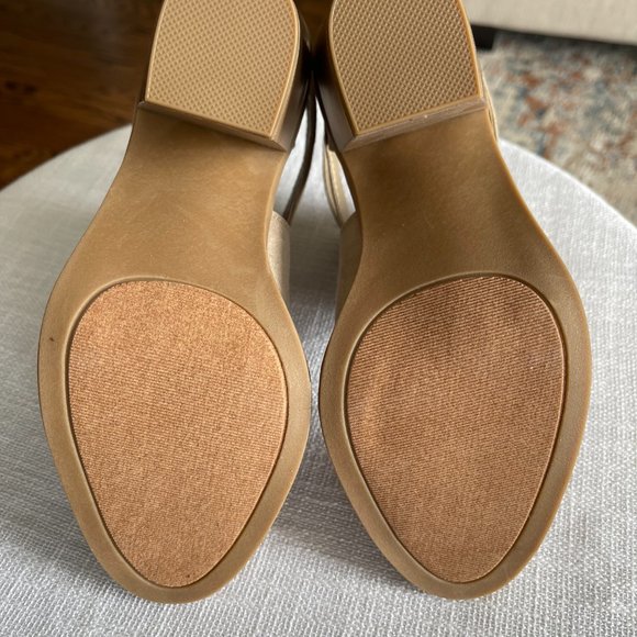 NWOT Sugar Lori booties, size 7.5 - Picture 6 of 8